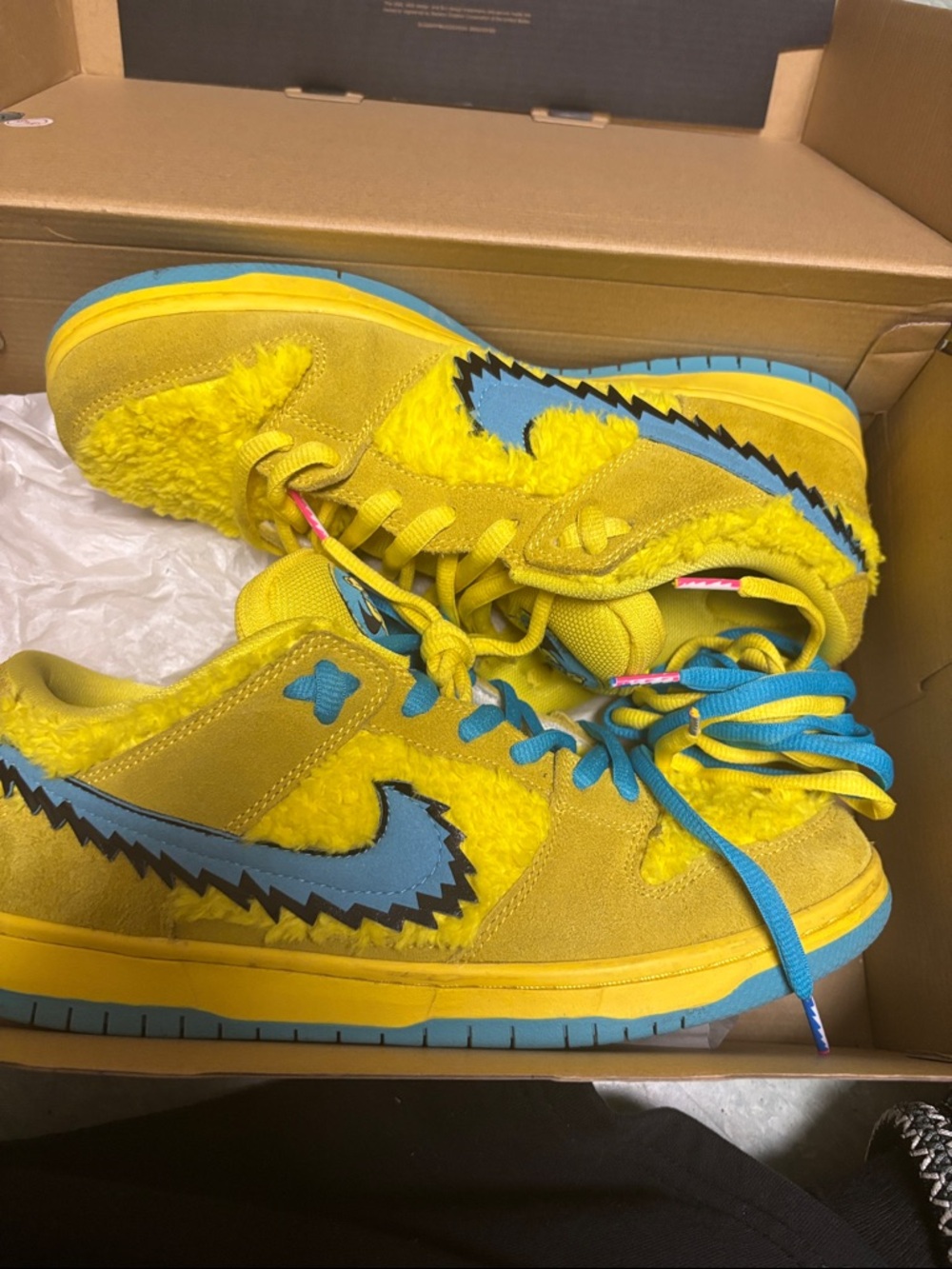 Nike sb grate full dead
